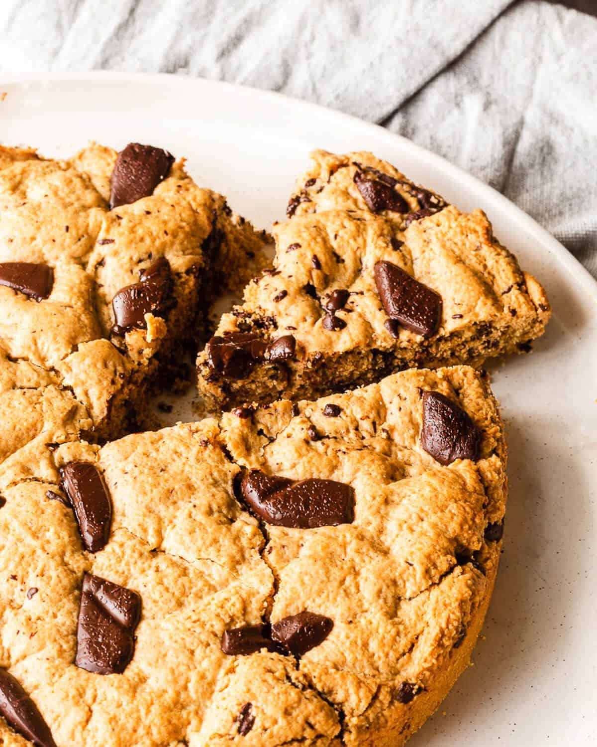 Giant Chocolate Chip Cookie Nourishing Niki Giant Chocolate Chip Cookie Nourishing Niki