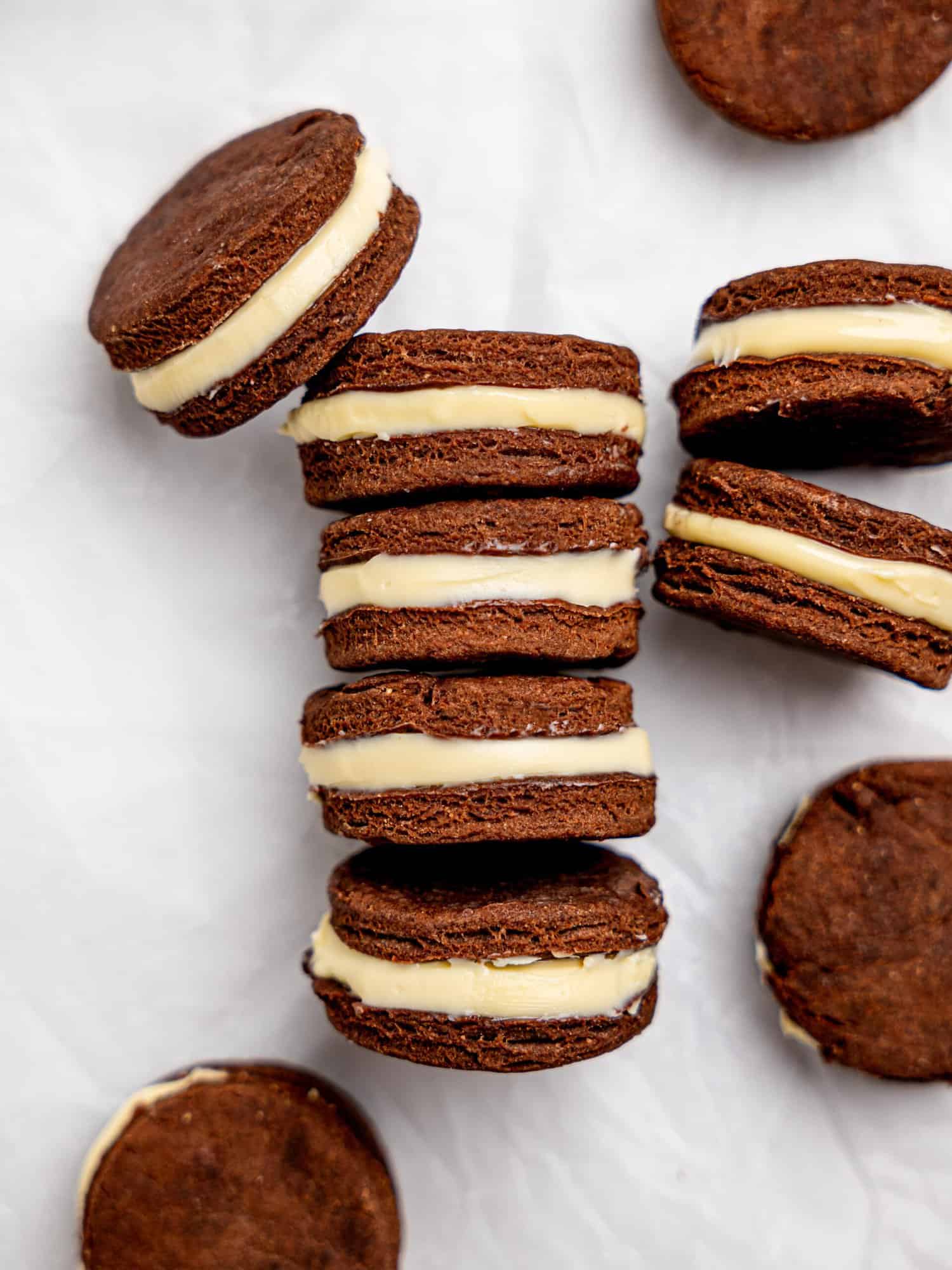 Homemade Healthy Oreos made with just five ingredients