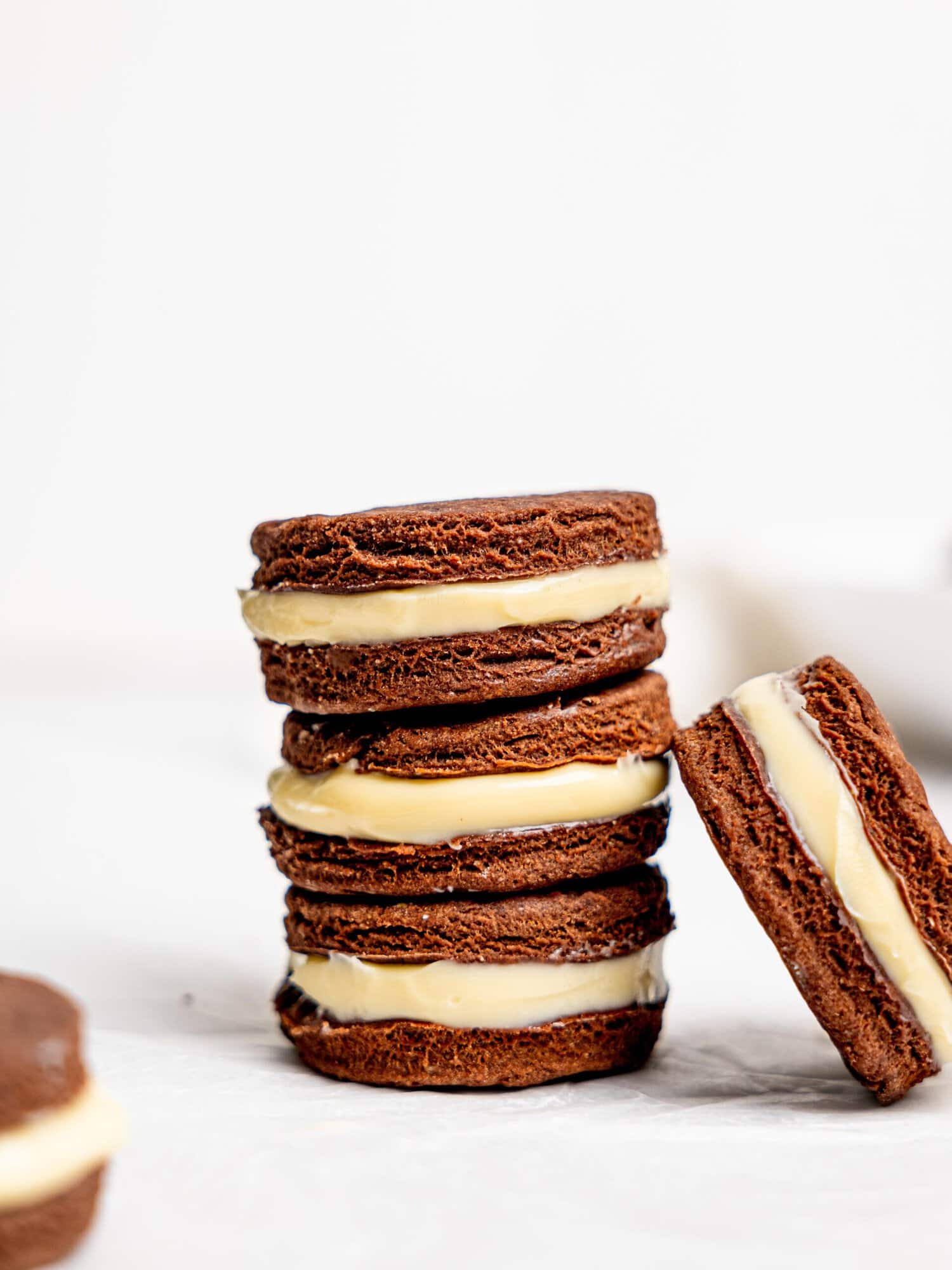 Homemade Healthy Oreos made with just five ingredients