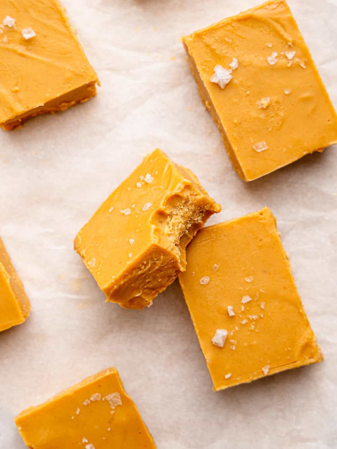 NoBake Peanut Butter Fudge (made with just 4 ingredients!)
