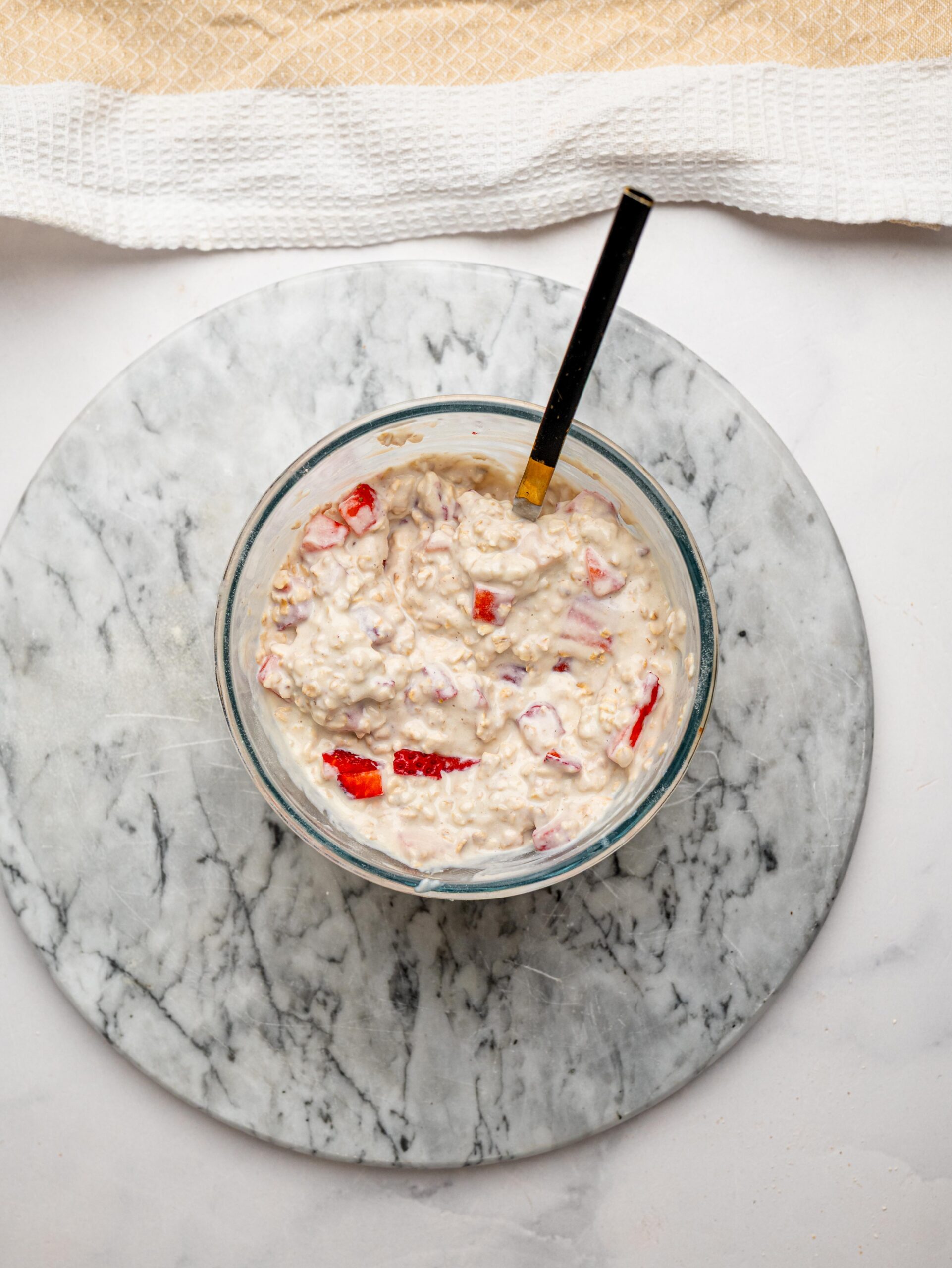 creamy vanilla protein overnight oats Bowl of creamy vanilla protein overnight oats viewed from above.